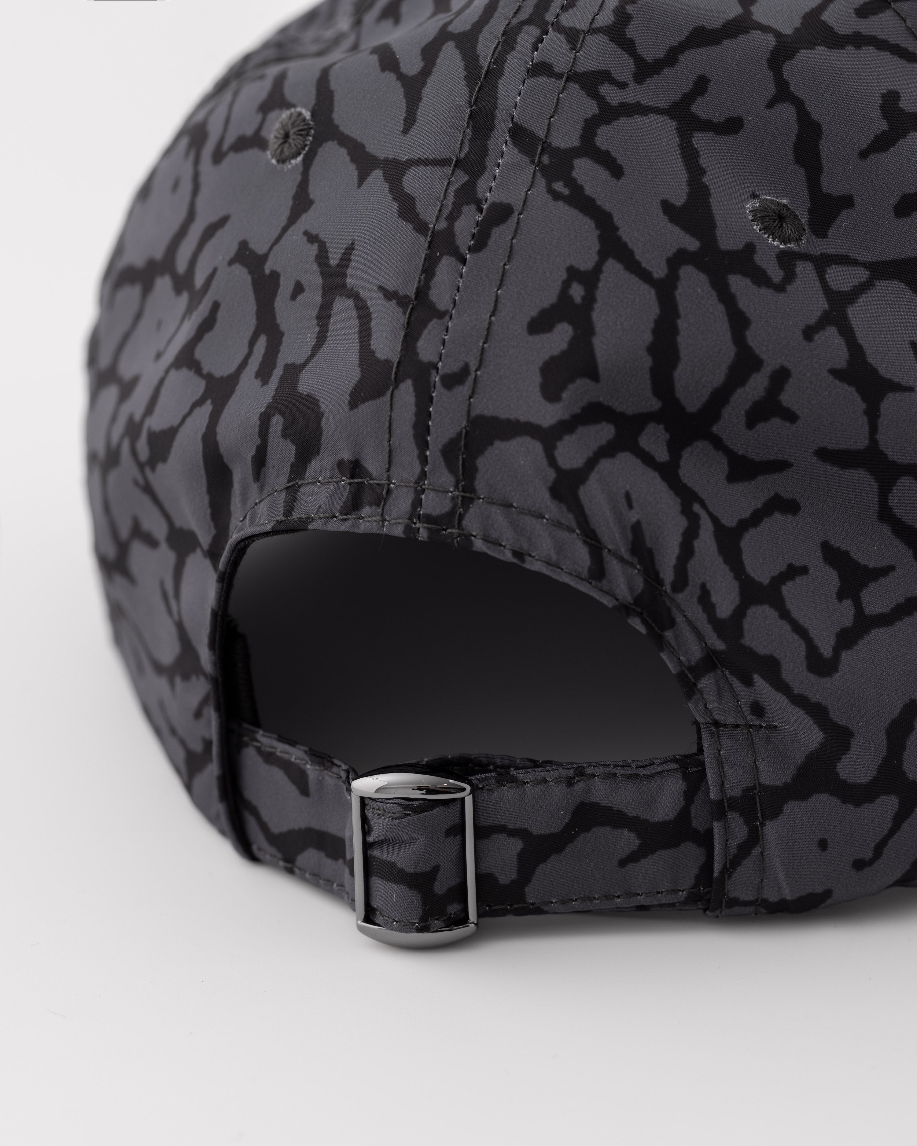Sport Cap Tonal Cracked